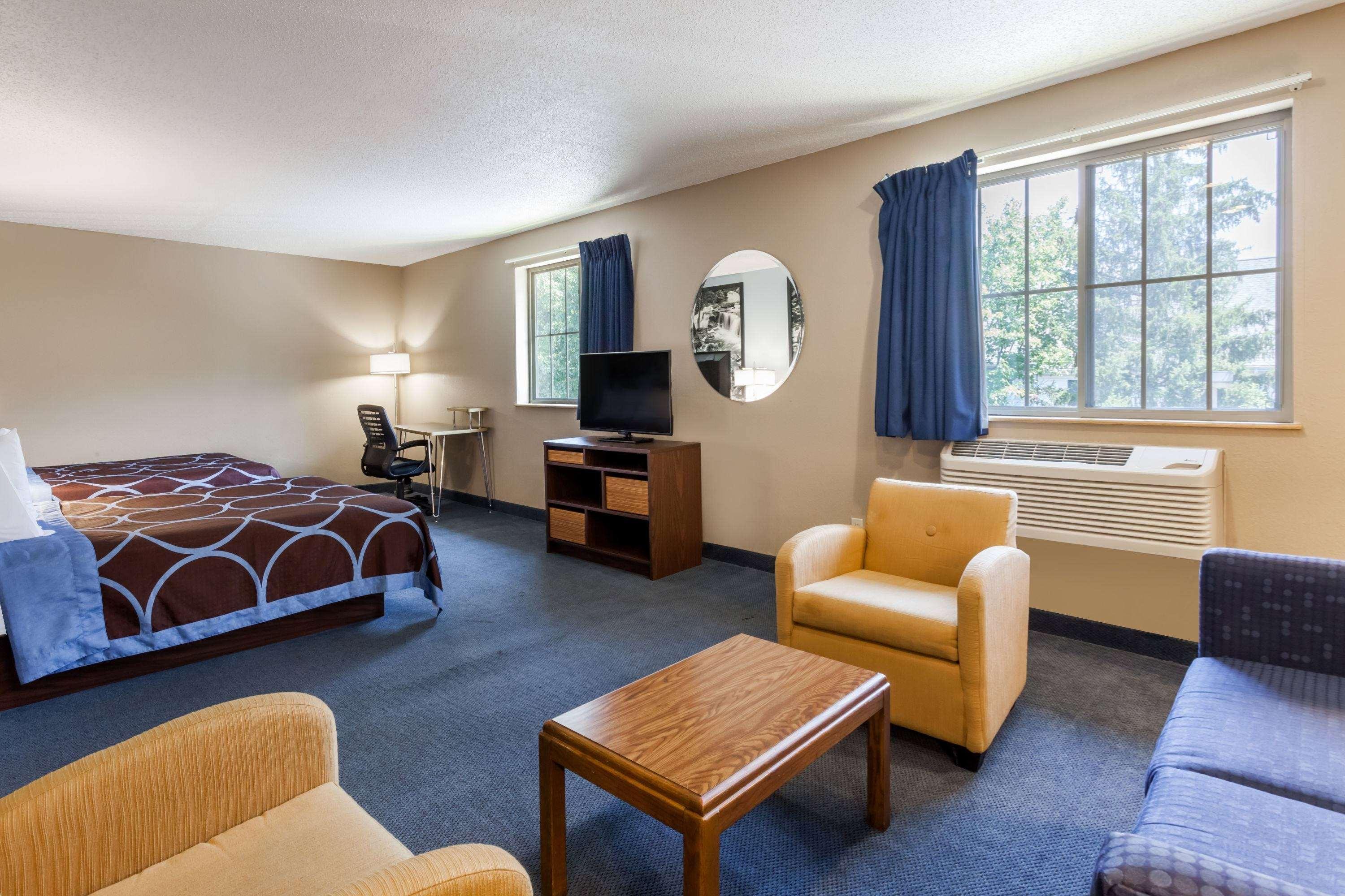 Отель Super 8 By Wyndham East Stroudsburg - Poconos Экстерьер фото
