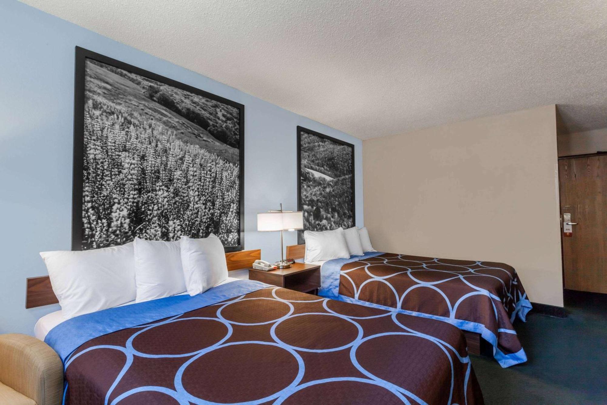 Отель Super 8 By Wyndham East Stroudsburg - Poconos Экстерьер фото