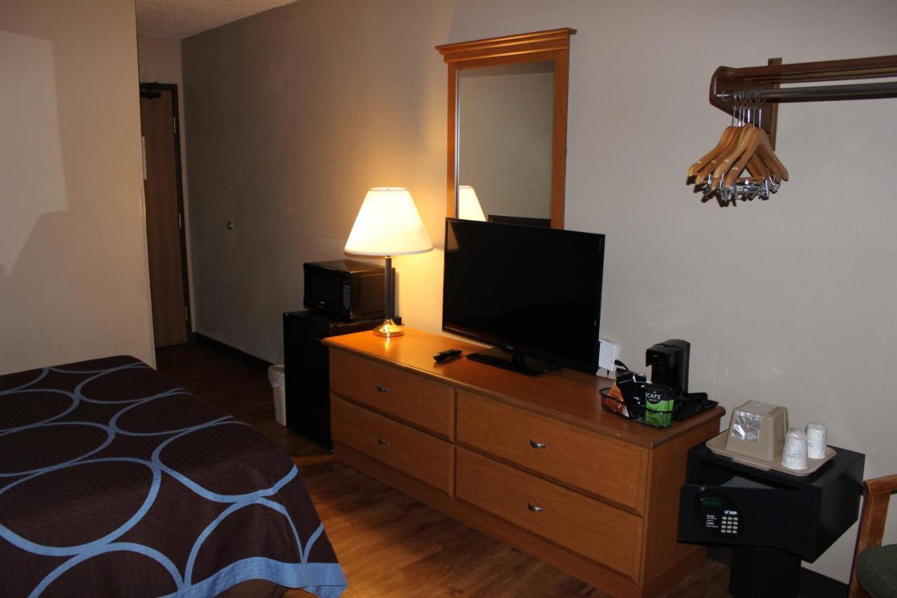 Отель Super 8 By Wyndham East Stroudsburg - Poconos Экстерьер фото
