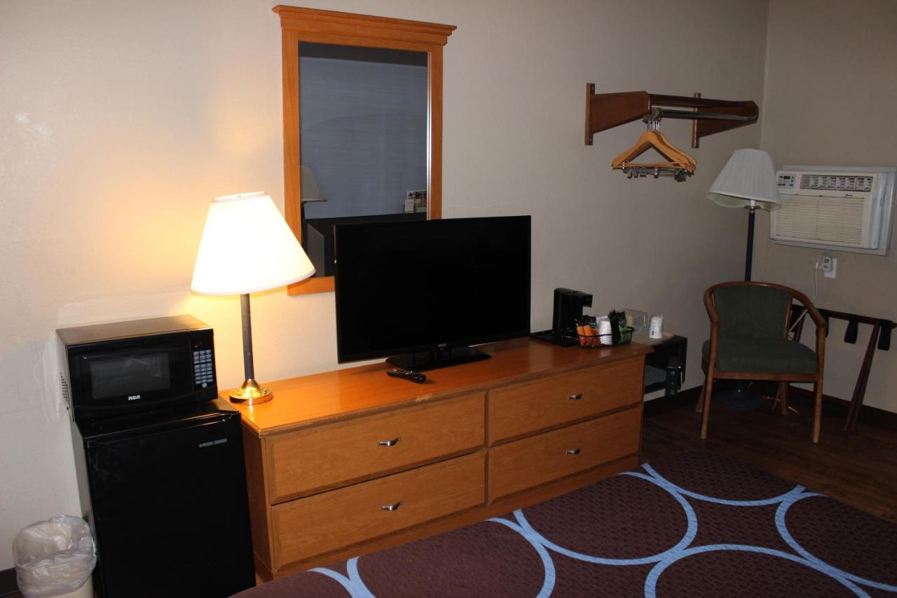 Отель Super 8 By Wyndham East Stroudsburg - Poconos Экстерьер фото
